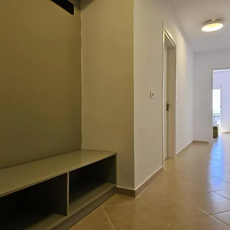 Apartment Janusz Apartemnt Sarande